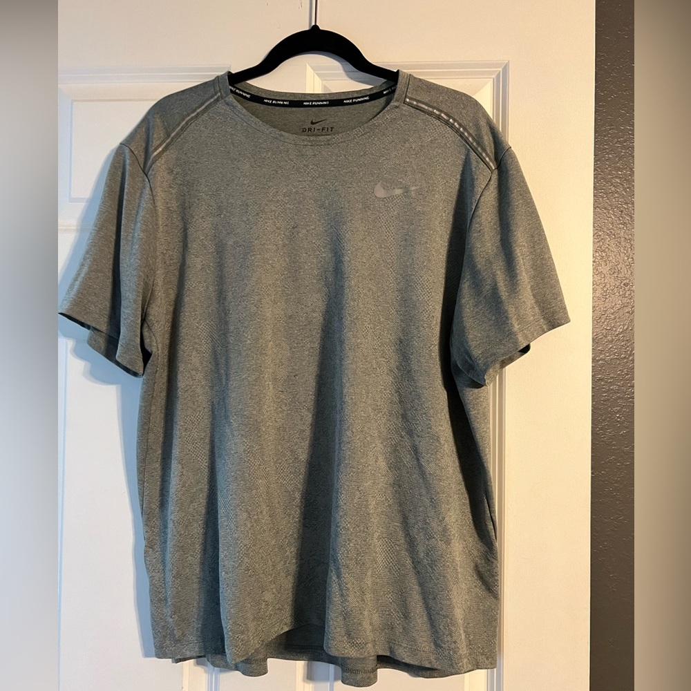 Men’s Nike Dri Fit XL